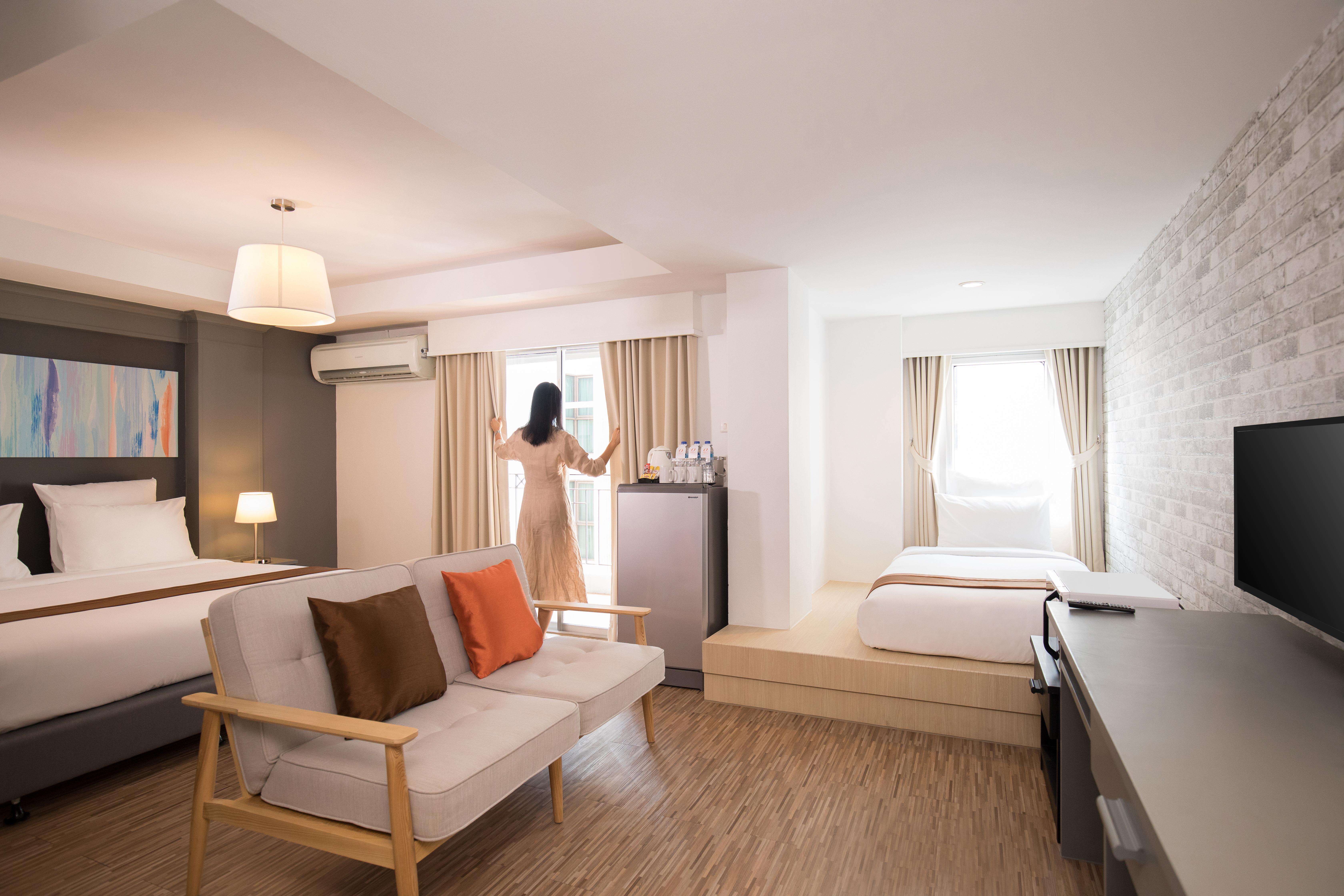 Journeyhub Pattaya Central Экстерьер фото