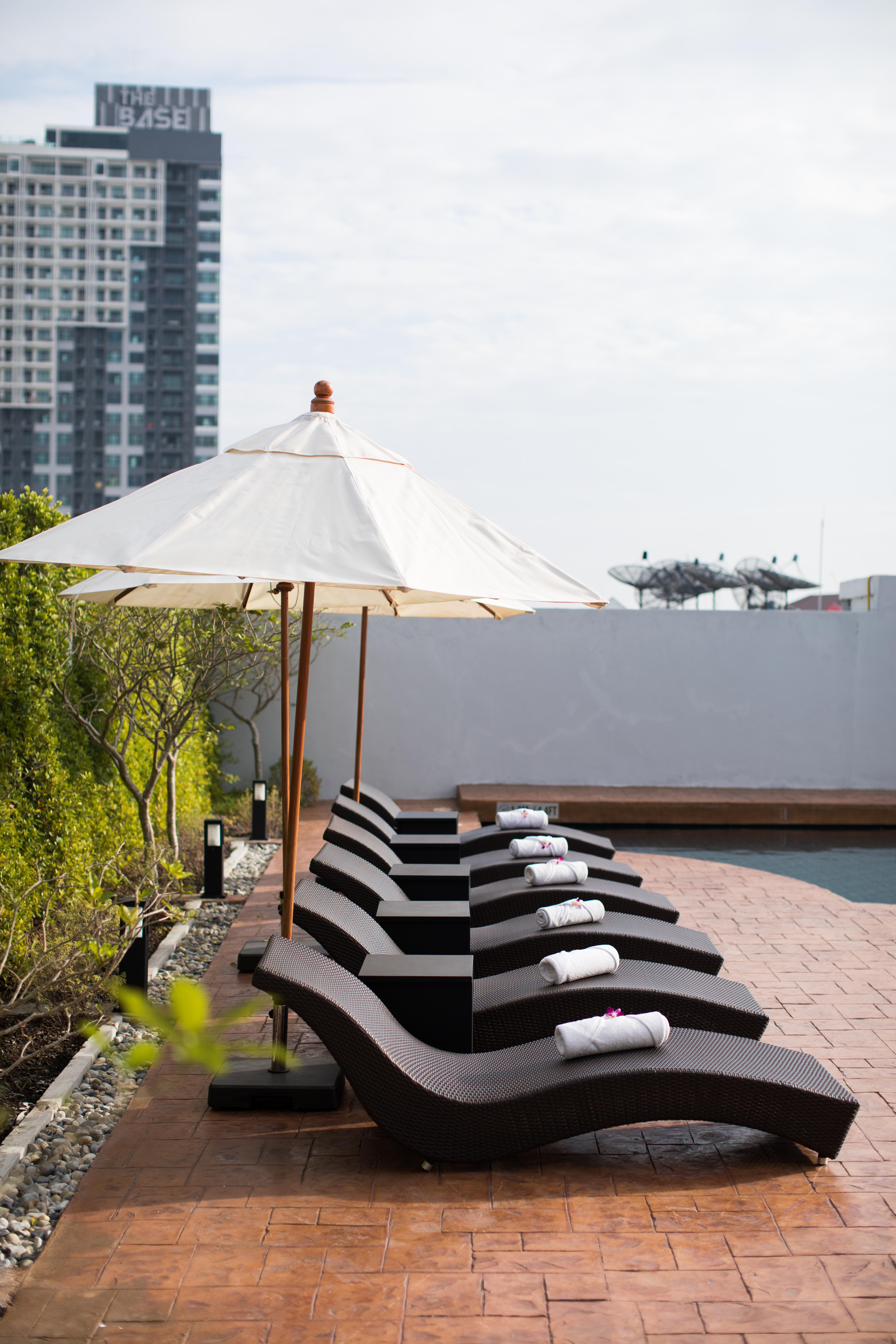 Journeyhub Pattaya Central Экстерьер фото